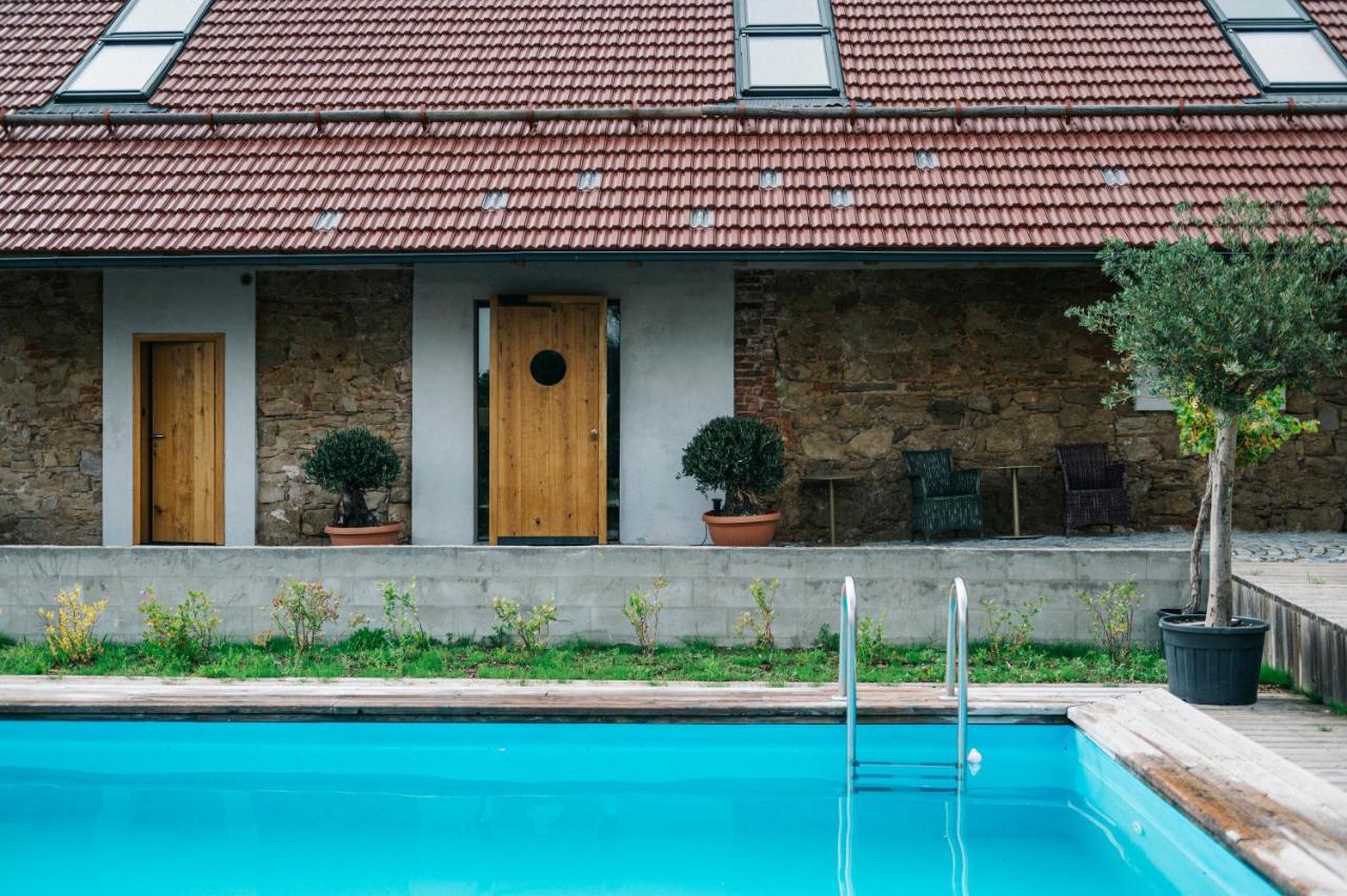 Boutique Hotel Zikmundov Stare Hute Bagian luar foto